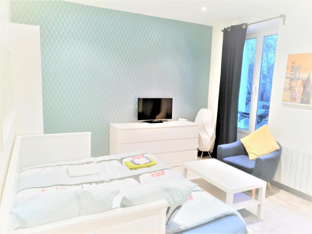 Appartement Proche Centre Ville, Gare Et Autoroute Melun Exteriör bild