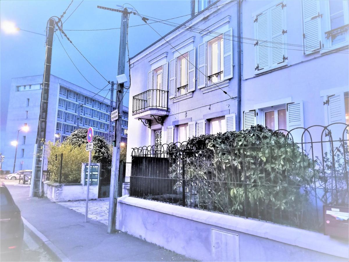 Appartement Proche Centre Ville, Gare Et Autoroute Melun Exteriör bild