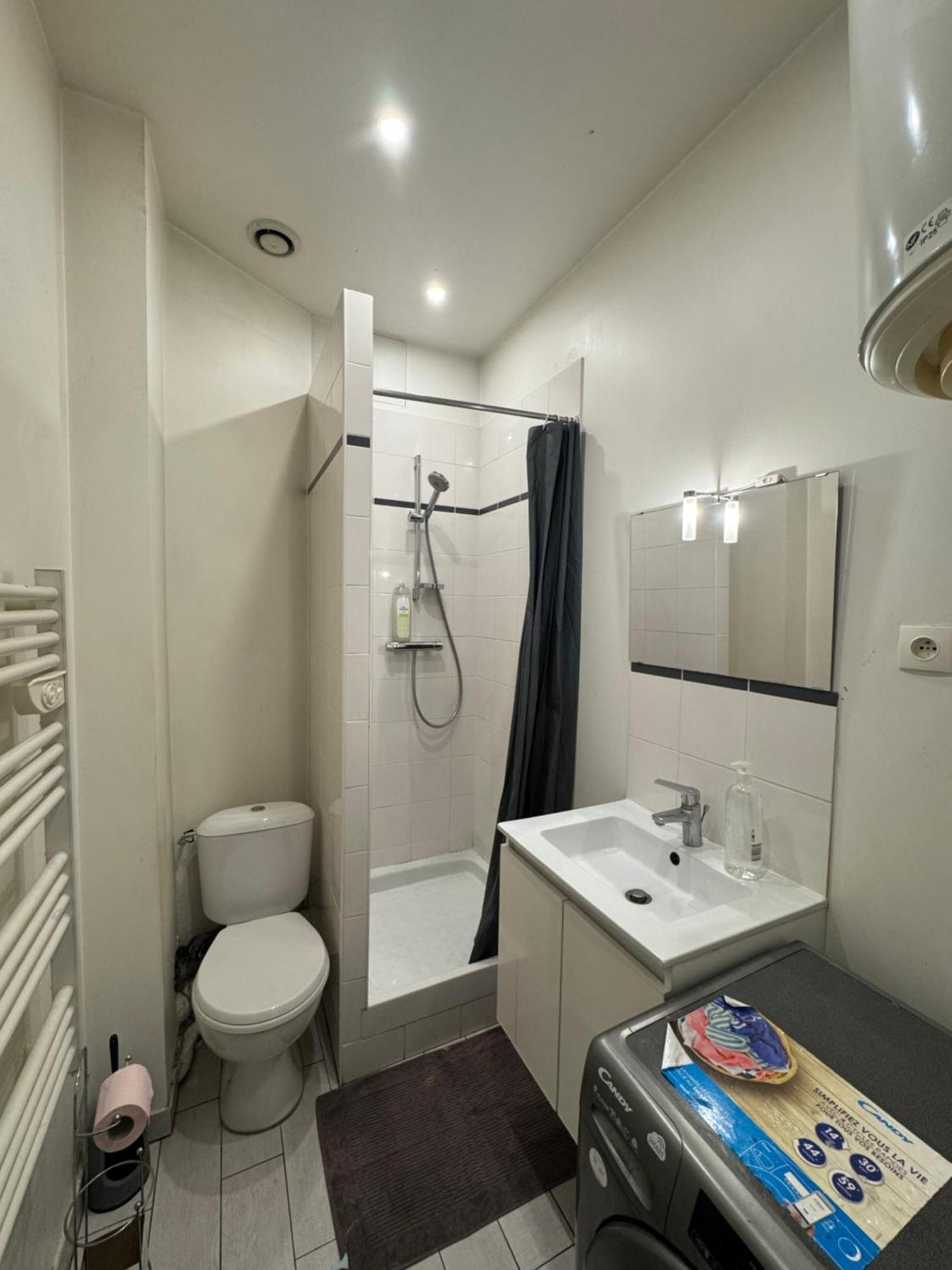 Appartement Proche Centre Ville, Gare Et Autoroute Melun Exteriör bild